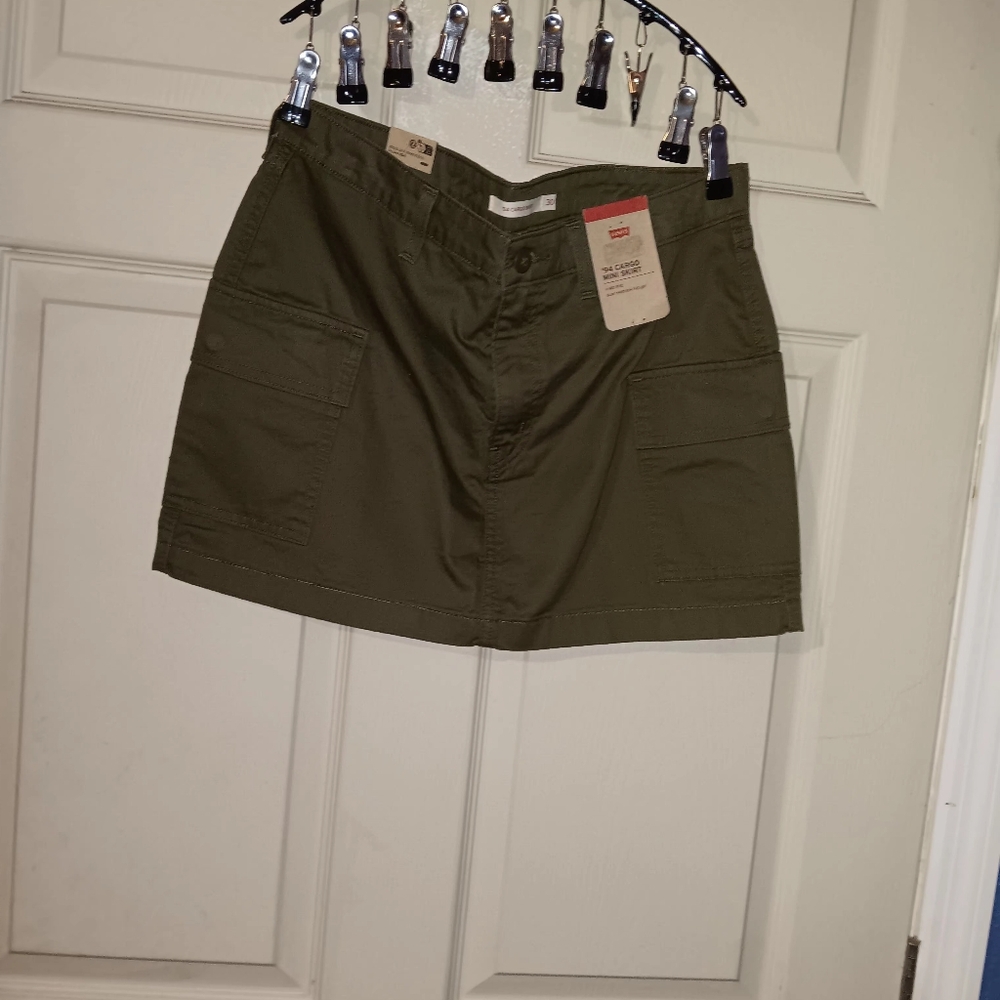 Nwt Levis Army Green Cargo Skirt Sz 30